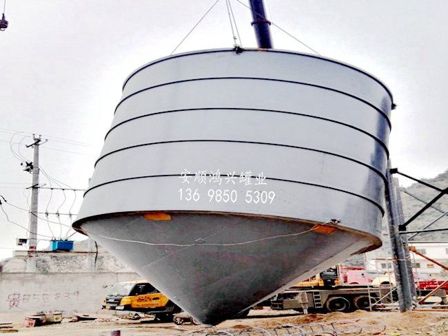 500噸水泥罐施工現場(chǎng)